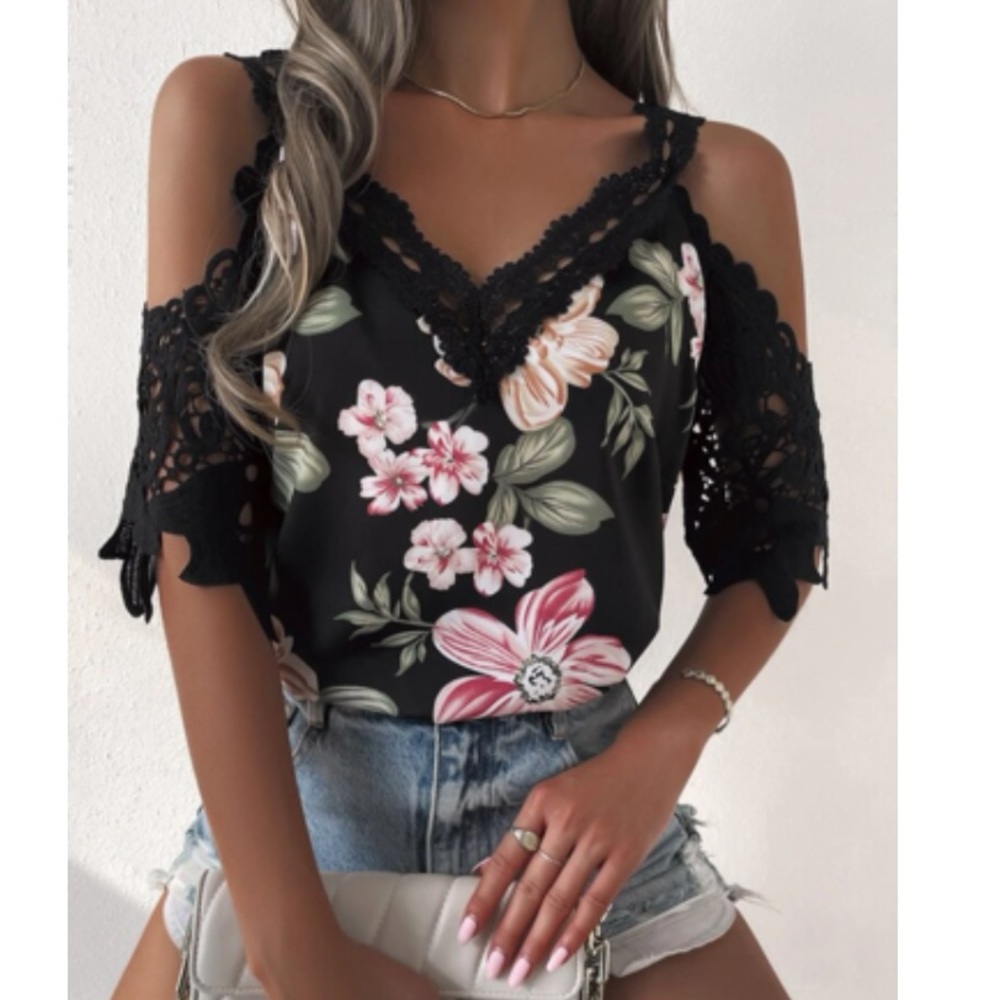 Boho floral print lace trim cold shoulder blouse